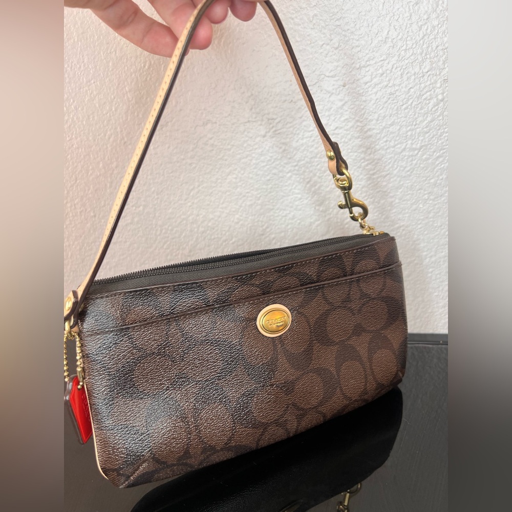 Coach Peyton Brown Leather Wristlet Clutch